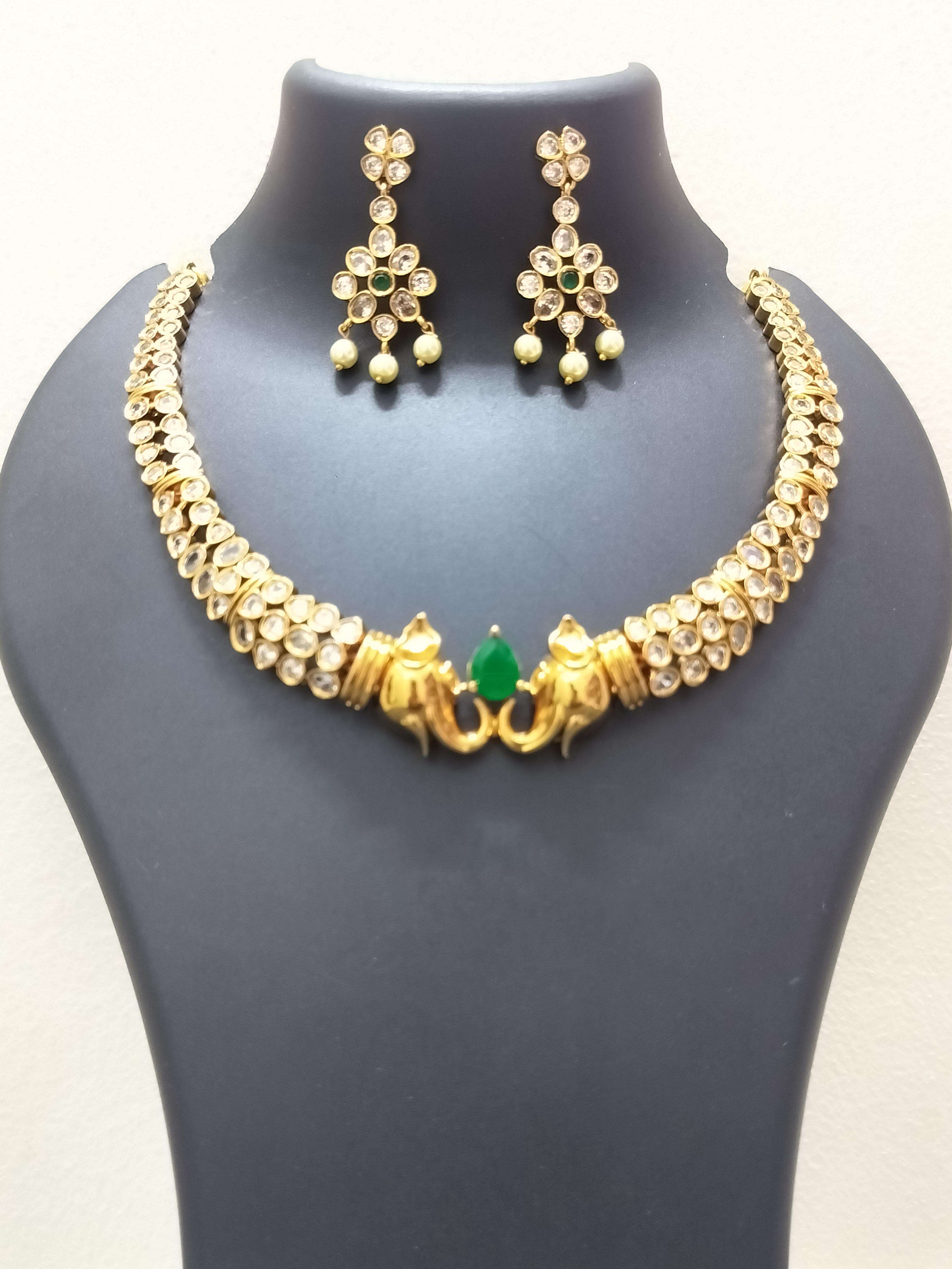 Traditional elemphant design green pendant - product media