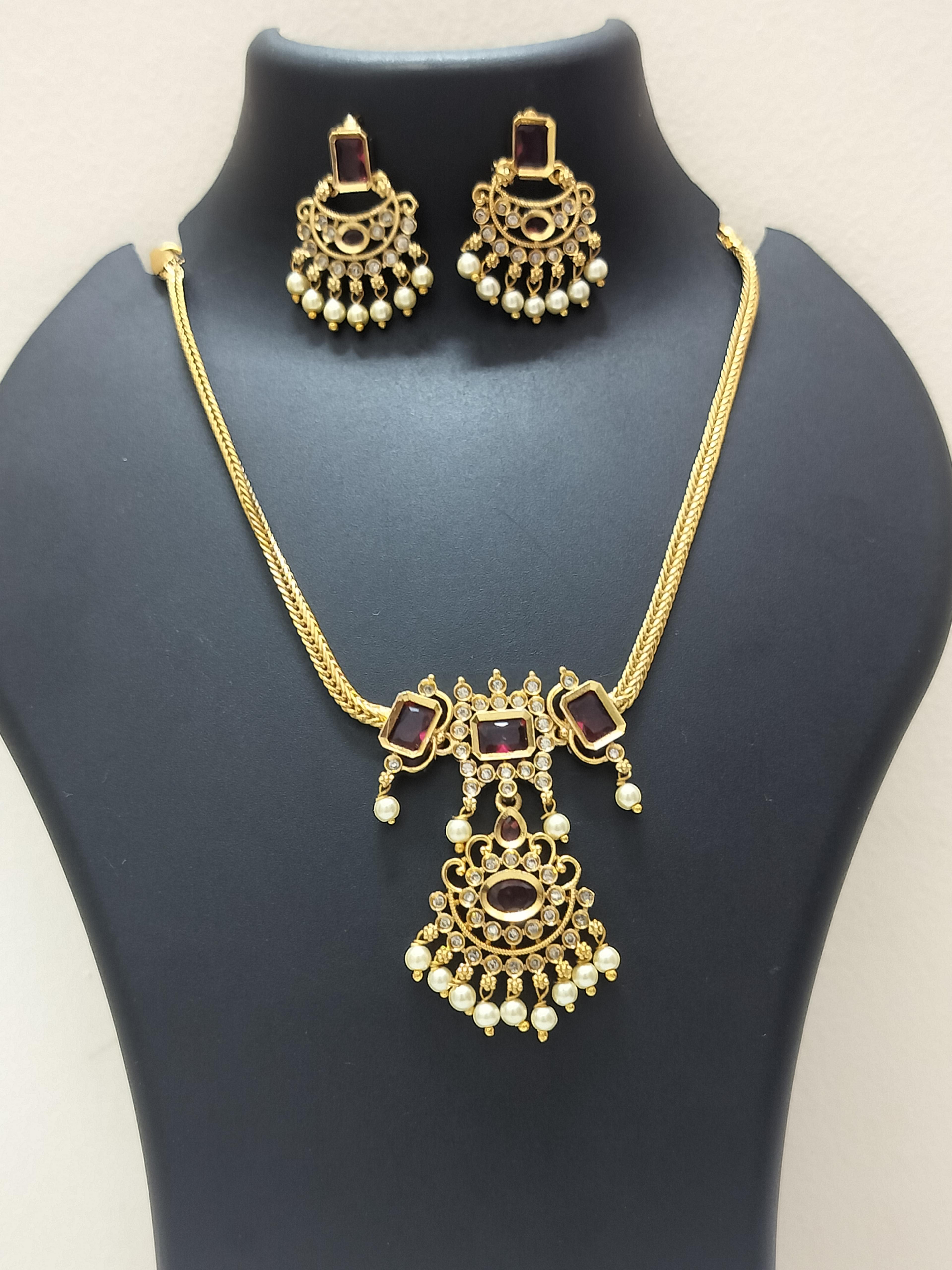 Heritage gold finish ruby pendant - product media